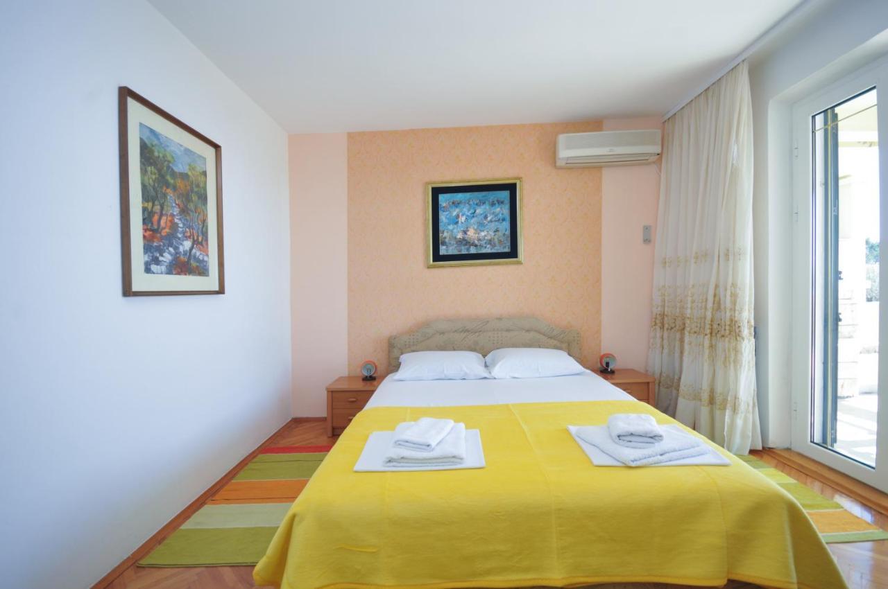 Apartments Balic Sveti Stefan Bagian luar foto