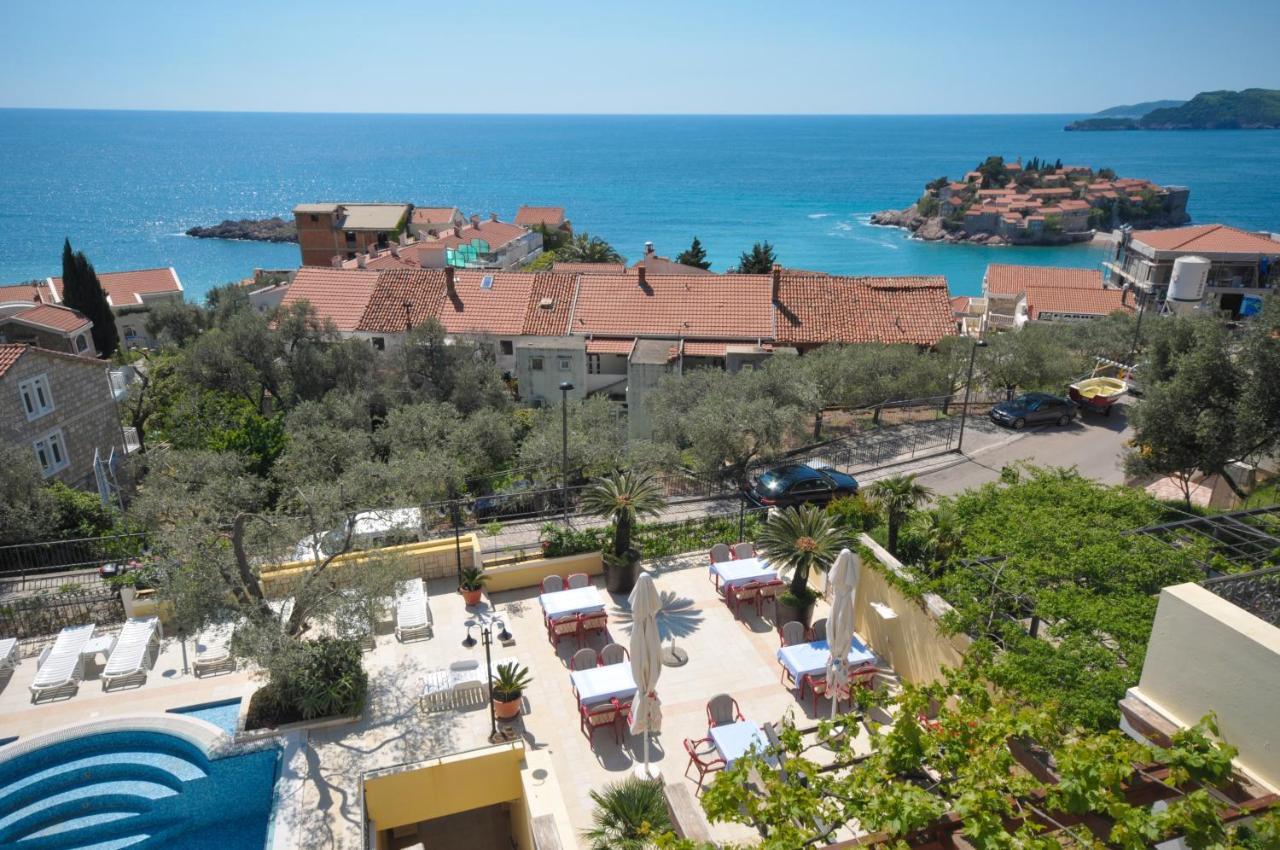 Apartments Balic Sveti Stefan Bagian luar foto
