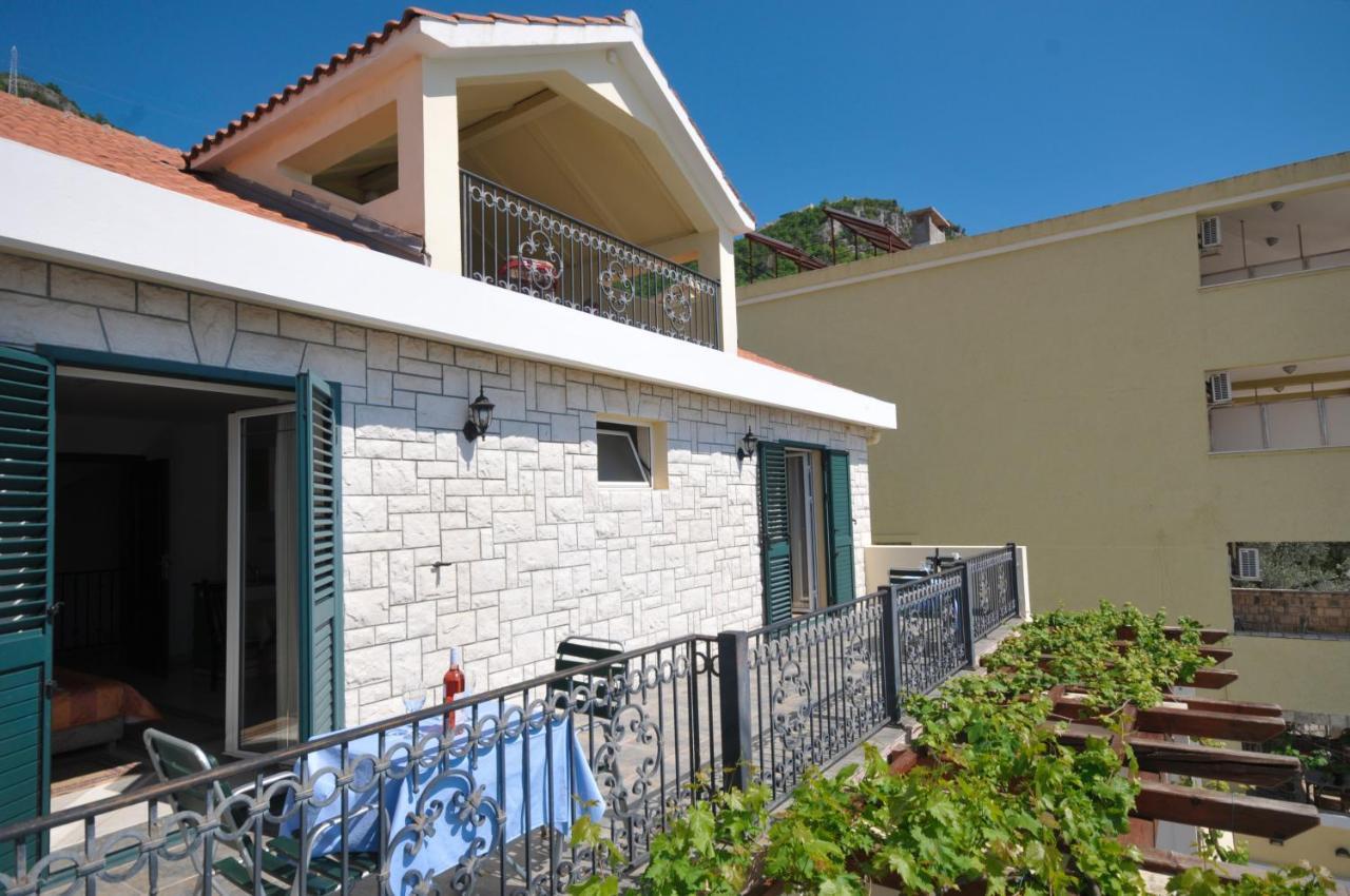 Apartments Balic Sveti Stefan Bagian luar foto